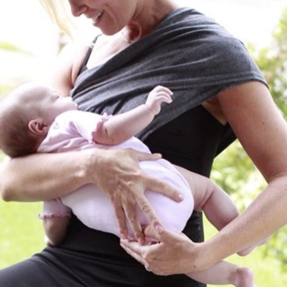 Baby Bond Couture Nursing Cover - Picture 1 of 6